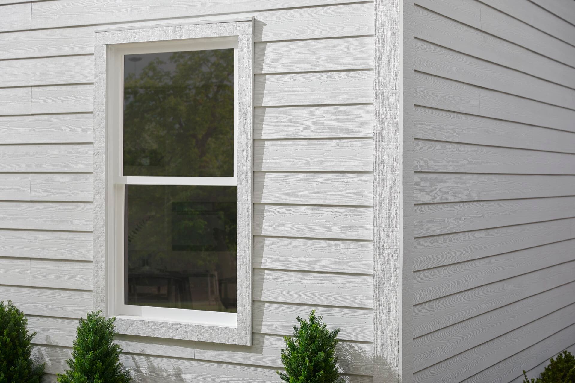 Wood-look Cedarmill fiber cement lap siding